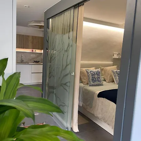 Lolazen Lascanteras Apartment